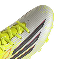 adidas F50 Club Gras / Kunstgras Voetbalschoenen (MG) Neongeel Zwart Rood