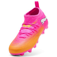 PUMA Future 9 Match Gras / Kunstgras Voetbalschoenen (MG) Kids Felroze Blauw Geel