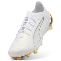 PUMA Ultra 6 Ultimate Gazon Naturel Chaussures de Foot (FG) Blanc Doré