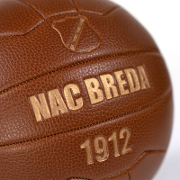 NAC Breda Bal Retro Bruin
