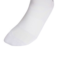 Chaussettes de football à prise rembourrée adidas, blanches et noires