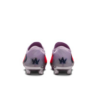 Nike Phantom 6 Low Alèxia Putellas Elite Gazon Naturel Chaussures de Foot (FG) Violet Rouge Vif Argenté