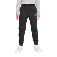 Survêtement de sport Nike Tech Fleece pour Enfants, noir, gris foncé, rouge
