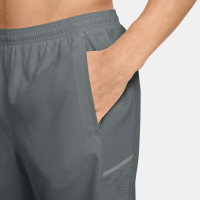 Set d'entraînement Nike Miler UV gris foncé argenté