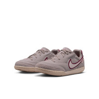 Nike Tiempo Streetgato Premium Chaussures de Foot Street Enfants Gris Blanc Bordeaux