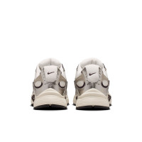 Nike V5 RNR Sneakers Gebroken Wit Zwart Zilvergrijs