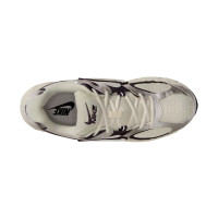Nike V5 RNR Sneakers Gebroken Wit Zwart Zilvergrijs