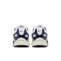 Nike V5 RNR Baskets Blanc Bleu Foncé