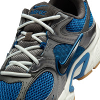 Nike V5 RNR Baskets Gris Foncé Bleu Noir Blanc