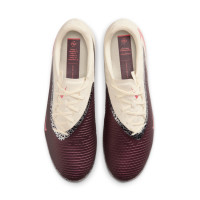 Nike Phantom 6 Low Academy Gazon Naturel Artificiel Chaussures de Foot (MG) Blanc Cassé Bordeaux Rouge