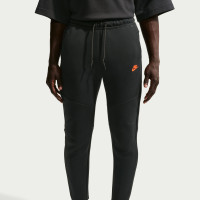 Nike Tech Fleece Sportswear Trainingspak Lichtoranje Zwart Felrood