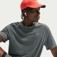 Set d'entraînement Nike Miler UV gris foncé argenté