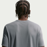 Set d'entraînement Nike Miler UV gris foncé argenté