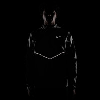 Veste d'entraînement Nike Miler UV Repel Stride noir et argent