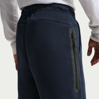 Short Nike Tech Fleece bleu foncé noir