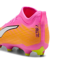 PUMA Ultra 6 Match Gazon Naturel Artificiel (MG) Enfants Rose Vif Bleu Jaune