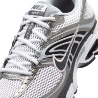 Nike Air Max Moto 2K Sneakers Grijs Wit Zilvergrijs Zwart