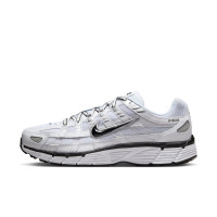 Nike P-6000 Baskets Blanc Metallic Silver Noir