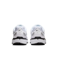 Nike P-6000 Baskets Blanc Metallic Silver Noir