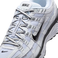 Nike P-6000 Baskets Blanc Metallic Silver Noir