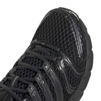 adidas Adistar Control 5 Baskets Noir Gris Iron Métallique