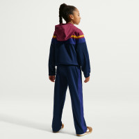 Nike FC Barcelona Sportswear Trainingspak 2026-2027 Kids Donkerblauw Rood Geeloranje