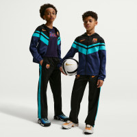 Survêtement Nike FC Barcelona Sportswear 2026-2027 pour Enfants, noir, bleu foncé, bleu sarcelle, jaune doré