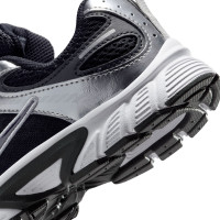 Nike V5 RNR Baskets Tout-Petits Noir Anthracite Gris Metallic Silver