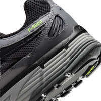 Nike P-6000 Baskets Noir Gris Argenté Métallique Jaune Néon
