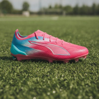 Chaussures de football PUMA Ultra 6 Ultimate Re-Charge Grass (FG) roses, bleues et blanches