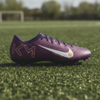 Nike Zoom Mercurial Vapor 16 Mbappé Academy Gazon Naturel Artificiel Chaussures de Foot (MG) Mauve Doré Blanc