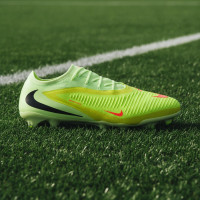 Nike Phantom 6 Low Pro Gazon Naturel Chaussures de Foot (FG) Jaune Orange Noir
