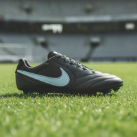 Nike Tiempo Ligera Pro Gazon Naturel Chaussures de Foot (FG) Noir Bleu Clair