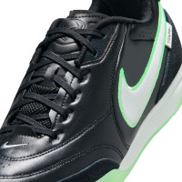 Nike Tiempo Streetgato Straatvoetbalschoenen Zwart Wit Felgroen