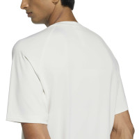 adidas Tech Essential Woven Zomerset Lichtgrijs Zilver