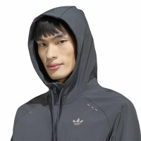 adidas Tech Essential Woven Trainingspak Donkergrijs Zilver
