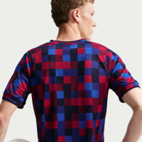 Nike FC Barcelona Pre-Match Trainingsshirt 2026-2027 Rood Donkerblauw Geel