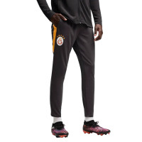 PUMA Galatasaray SK Trainingspak 1/4-Zip 2026-2027 Donkergrijs Rood Oranje