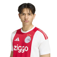Kit adidas Ajax Home pour la saison 2026-2027