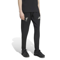 Survêtement adidas Liverpool Tiro Travel Crew 2026-2027 noir et blanc