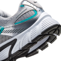 Nike V5 RNR Baskets Gris Metallic Silver Turquoise