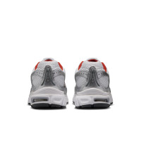 Nike Air Max Moto 2K Baskets Gris Clair Rouge Metallic Silver Noir
