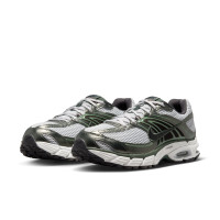 Nike Air Max Moto 2K Sneakers Wit Camogroen Zwart Metallic Silver