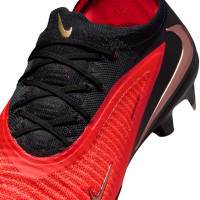 Nike Phantom 6 Low Elite Gras Voetbalschoenen (FG) Zwart Felrood Goud