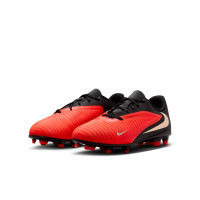 Nike Phantom 6 Low Club Gazon Naturel Artificiel Chaussures de Foot (MG) Enfants Noir Rouge Vif Doré
