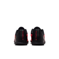 Nike Phantom 6 Low Club Zaalvoetbalschoenen (IN) Kids Zwart Felrood Goud