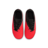 Nike Phantom 6 Low Club Gazon Naturel Artificiel Chaussures de Foot (MG) Tout-Petits Noir Rouge Vif Doré