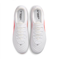 Nike Tiempo Maestro Academy Crampons Vissés Chaussures de Foot (SG) Anti-Clog Blanc Rouge Vif Doré