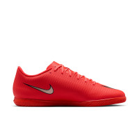 Nike Mercurial Vapor 17 Club Chaussures de Foot en Salle (IN) Rouge Vif Noir Doré