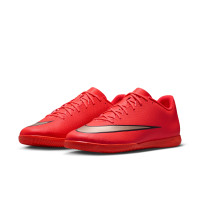 Nike Mercurial Vapor 17 Club Chaussures de Foot en Salle (IN) Rouge Vif Noir Doré